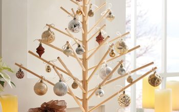 Design your own christmas tree ornament