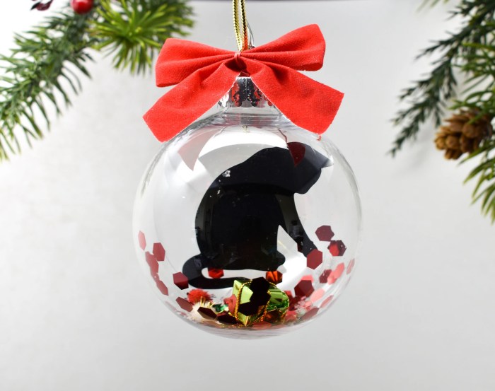 Gray cat christmas ornament