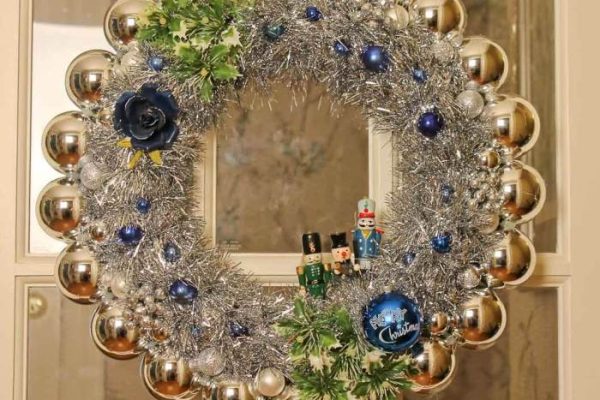 Wreath ornament christmas wreaths made diy ornaments make quick vintage use ez affordable foolproof steps easy retrorenovation clock friend